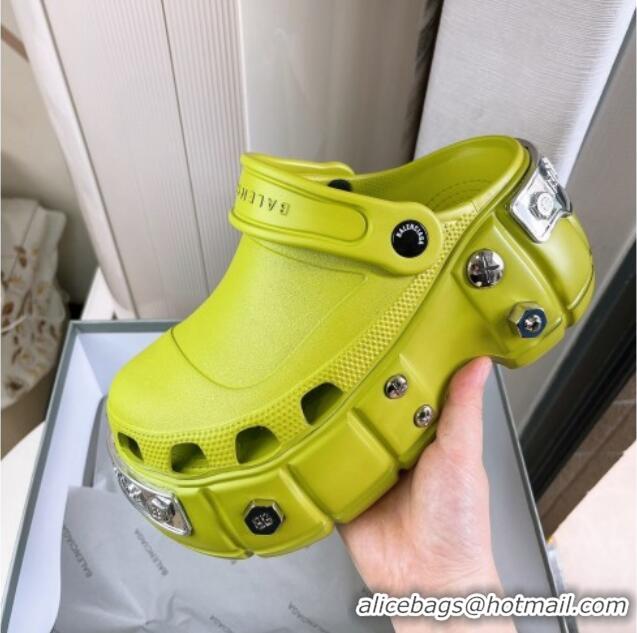 Luxurious Balenciaga HardCrocs Rubber Platform Mules Green 619008