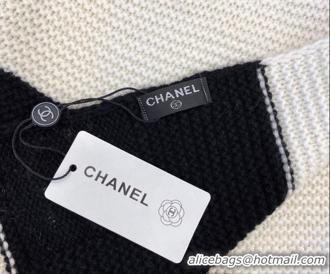 Buy Inexpensive Chanel Knit Scarf 013179 White 1/Black 2023