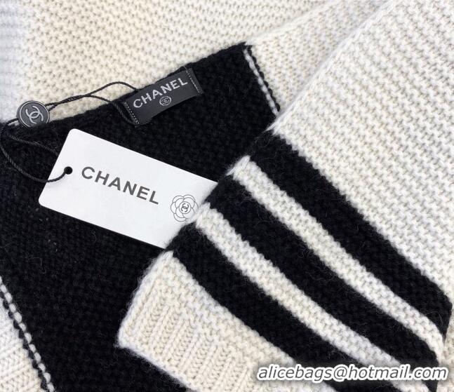 Buy Inexpensive Chanel Knit Scarf 013179 White 1/Black 2023