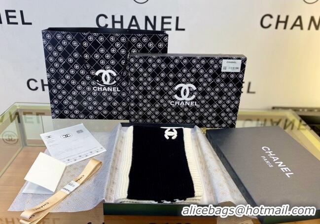 Buy Inexpensive Chanel Knit Scarf 013179 White 1/Black 2023