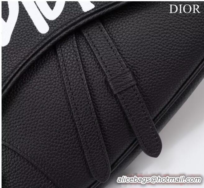 Trendy Design Dior Essentials SADDLE BAG Grained Calfskin 1ADPO093B black&white