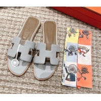 Leisure Hermes Classic Oran Flat Slide Sandals in Grained Leather Light Grey 0530040