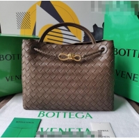 Good Taste Bottega Veneta Medium Andiamo Top Handle Bag in Intrecciato Leather 743572 Taupe grey 2023