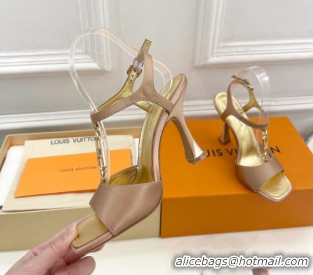 Pretty Style Louis Vuitton Sparkle Sandal 9.5cm in Silk Satin with LV Circle Beige 625085