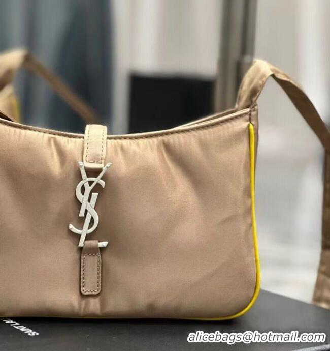 Unique Grade SAINT LAURENT Nylon Shoulder Bag Y988228A Apricot