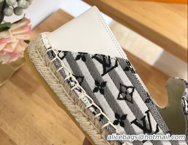 Luxurious Louis Vuitton Bidart Flat Espadrilles in Mini Monogram Textile Grey 711149