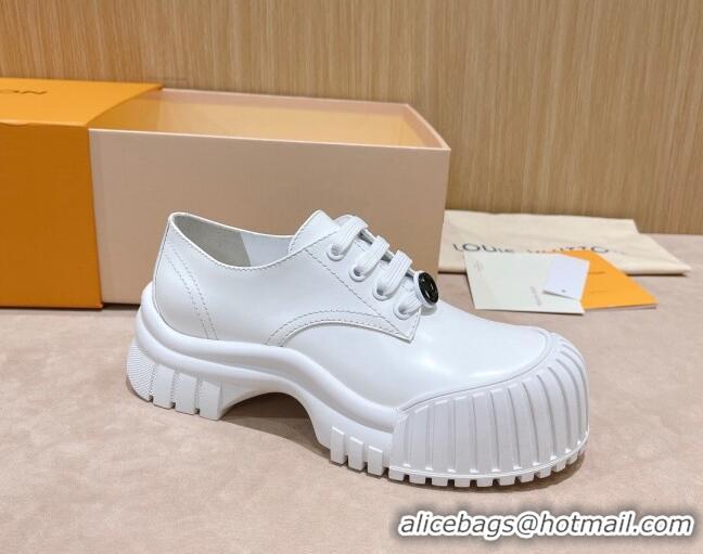 Shop Duplicate Louis Vuitton Ruby Flat Derby Lace-up Shoes in Glazed Leather White 712009