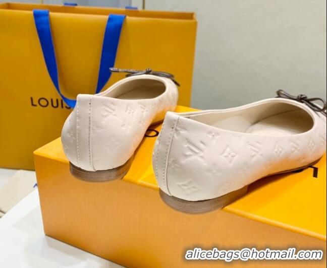 Sophisticated Louis Vuitton Nina Flat Ballerinas in Monogram Leather Pale Nude 725059