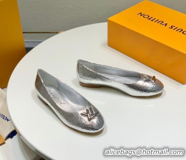 Good Product Louis Vuitton Nina Flat Ballerinas in Crinkled Metallic Leather with LV Silver 725061