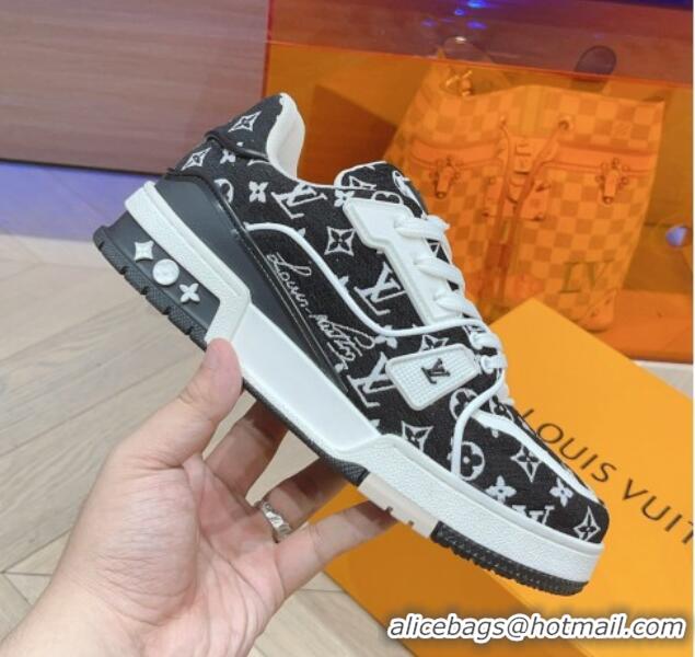 Pretty Style Louis Vuitton LV Trainer Sneakers in Monogram Textile Black 801095