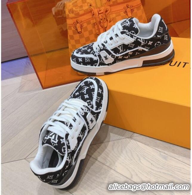 Pretty Style Louis Vuitton LV Trainer Sneakers in Monogram Textile Black 801095