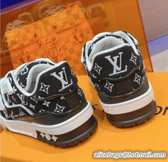 Pretty Style Louis Vuitton LV Trainer Sneakers in Monogram Textile Black 801095