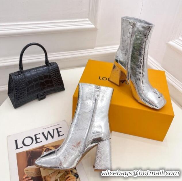 Stylish Louis Vuitton Shake Heel Ankle Boots 9cm in Snakeskin-Like Leather Silver 831035