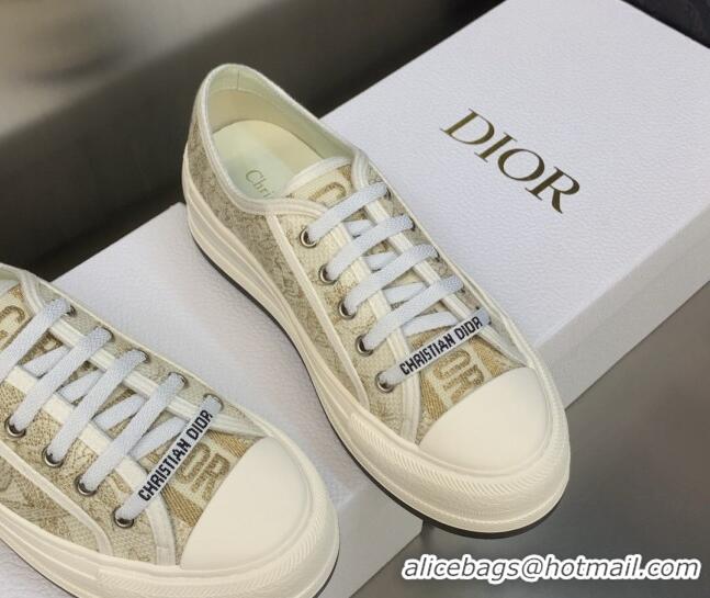 Sophisticated Dior Walk'n'Dior Platform Sneakers in White and Gold-Tone Cotton Embroidered with Jardin d'Hiver Motif in 