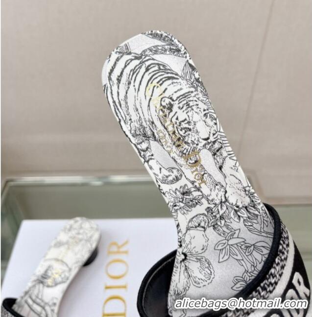 Popular Style Dior Dway Heel Slide Sandals 3.5cm in Black and White Embroidered Cotton with Toile de Jouy Voyage Motif 6