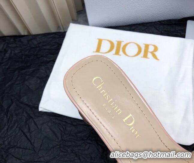 Sumptuous Dior C'est Dior Heeled Slide Sandals 4.5cm in Patent Leather with CD Letters Nude 703103