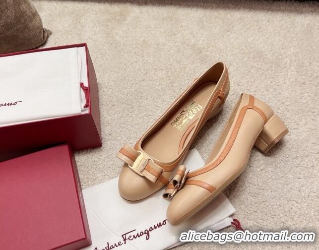 Luxury Salvatore Ferragamo Vara Bow Calfskin Pumps 3.5cm Beige 3022502