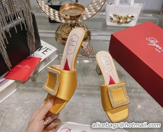 Luxurious Roger Vivier Cube Strass Buckle Heel Slide Sandals 4.5cm in Satin Yellow 718022