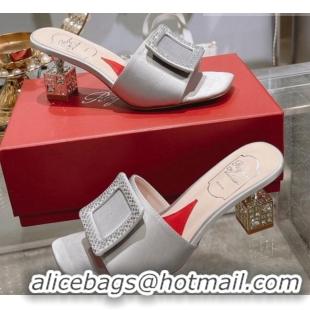 Good Looking Roger Vivier Cube Strass Buckle Heel Slide Sandals 4.5cm in Satin Light Grey 718023