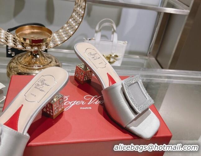 Good Looking Roger Vivier Cube Strass Buckle Heel Slide Sandals 4.5cm in Satin Light Grey 718023