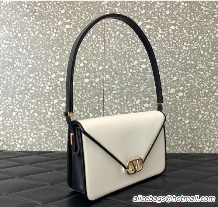 Good Taste VALENTINO GARAVANI LETTER BAG 0M50 WHITE&BLACK