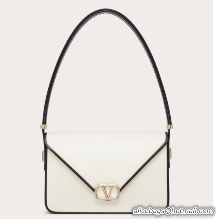 Good Taste VALENTINO GARAVANI LETTER BAG 0M50 WHITE&BLACK