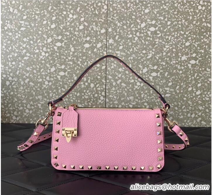 Promotional Grade VALENTINO Rockstud small grain calfskin messenger bag YS097 pink