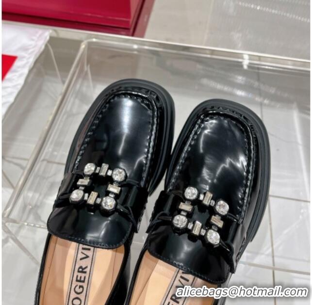 Pretty Style Roger Vivier Wallaviv Strass Buckle Loafers in Patent Leather Black 2238334