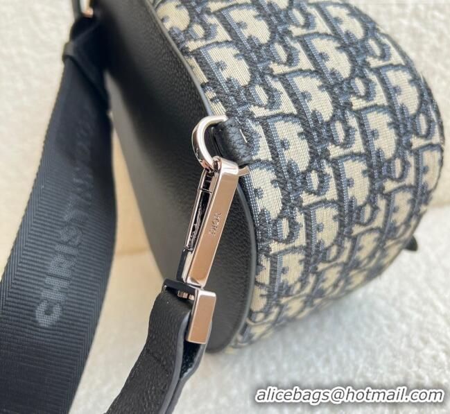 Famous Brand Dior Men's Gallop Sling Bag in Dior Oblique Jacquard CD9063 Beige and Black