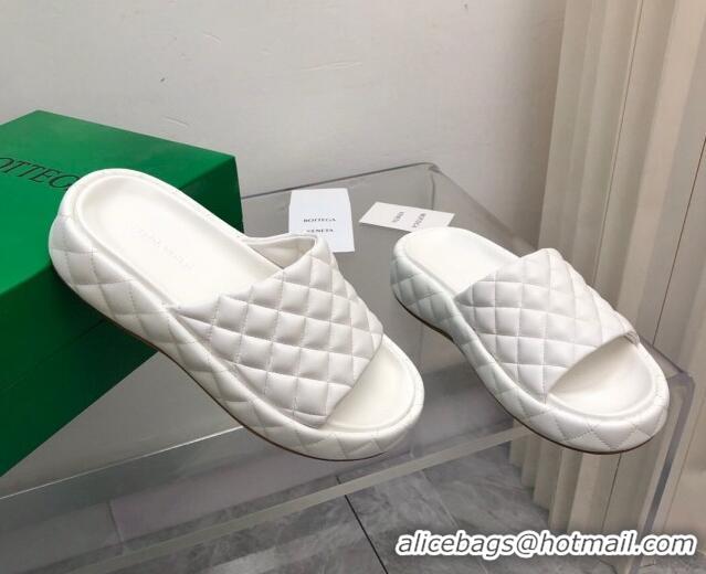 Trendy Design Bottega Veneta Padded Quilted Leather Flat Slide Sandals White 020714