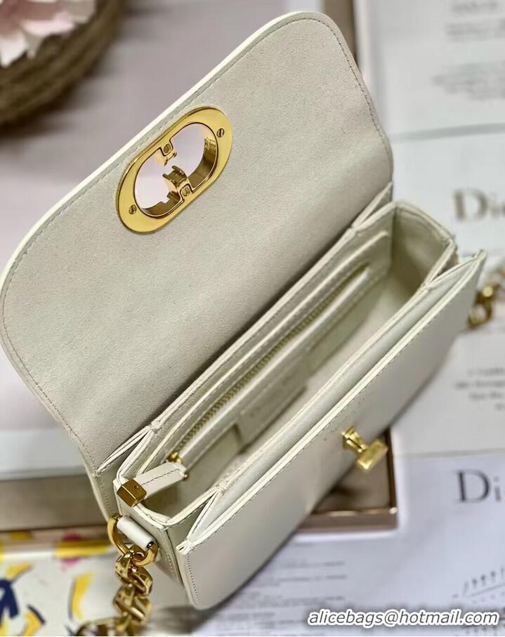 Most Popular DIOR Box Calfskin M9261U White