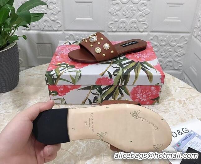 Top Design Dolce & Gabbana DG Lambskin Flat Slide Sandals with Pearls Brown 605011