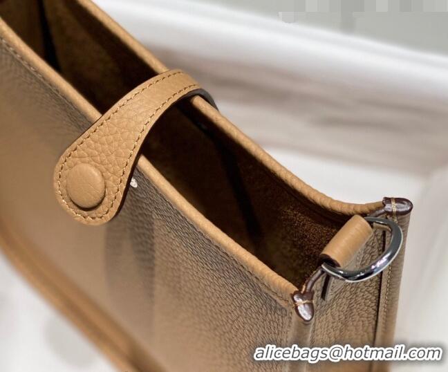 Unique Grade Hermes Evelyne Mini Bag 18cm in Togo Calfskin HB18 Milky Tea Brown 2023