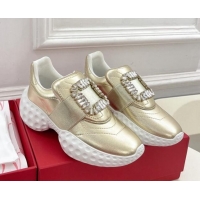 Good Quality Roger Vivier Viv Run Moonlight Crystal Buckle Sneakers in Metallic Leather Gold 809050