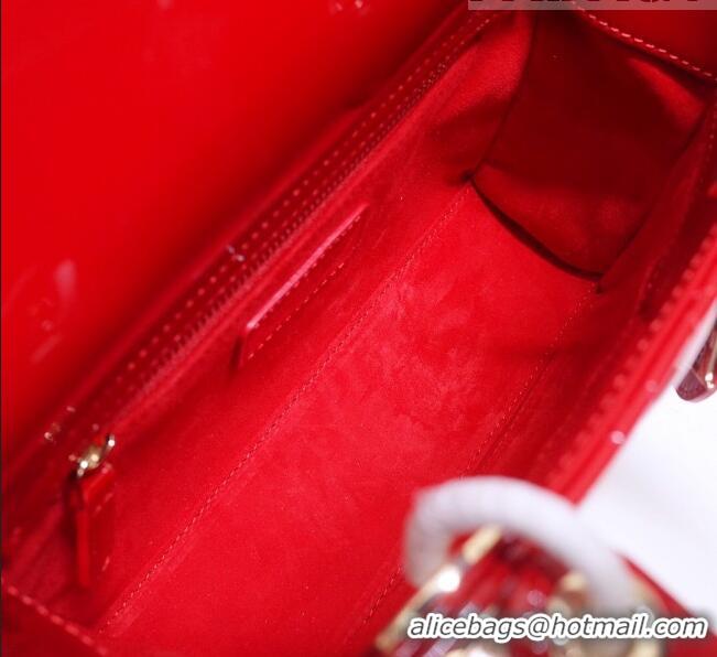 Trendy Design Dior Small Lady Dior Bag in Patent Leather CD2802 Red 2023