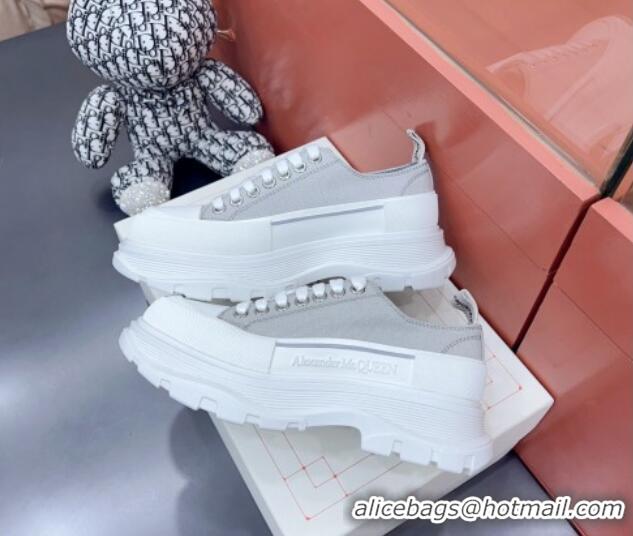 Durable Alexander McQueen Tread Slick Canvas Lace Up Sneakers White/Grey 013055