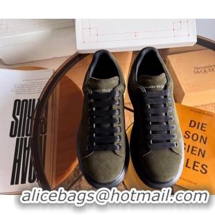 Shop Duplicate Alexander McQueen Oversized Sneakers in Green Suede 228119