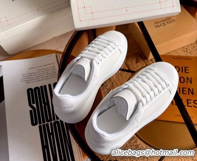 Classic Hot Alexander McQueen Oversized Sneakers in Mesh and Leather All White 228125