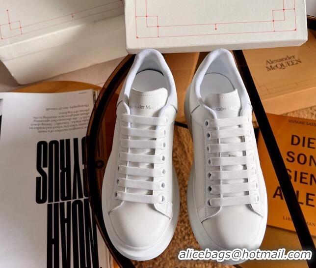 Classic Hot Alexander McQueen Oversized Sneakers in Mesh and Leather All White 228125