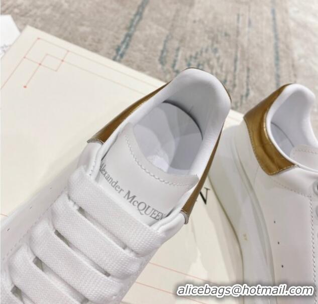 Luxury Alexander McQueen Oversized Sneakers with Stone-embossed Heel White/Gold 614085