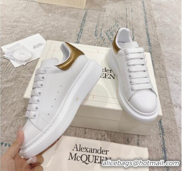 Luxury Alexander McQueen Oversized Sneakers with Stone-embossed Heel White/Gold 614085