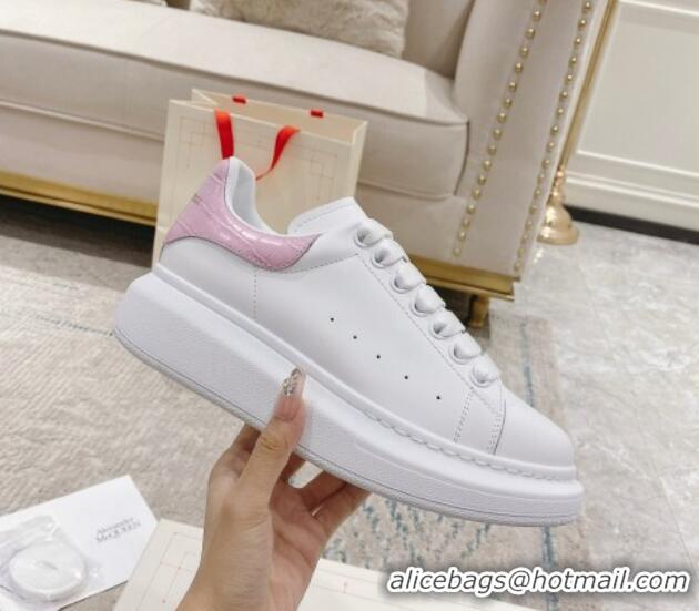 Low Price Alexander McQueen Oversized Sneakers with Stone-embossed Heel White/Light Pink 614088