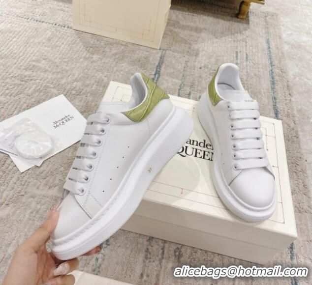 Top Grade Alexander McQueen Oversized Sneakers with Stone-embossed Heel White/Avocado Green 614092