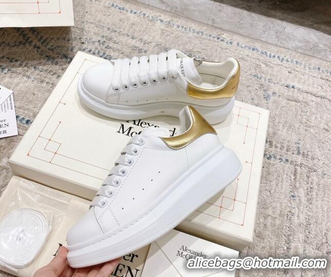 Charming Alexander McQueen Oversized Sneakers with Calf Leather Heel White/Gold 614104