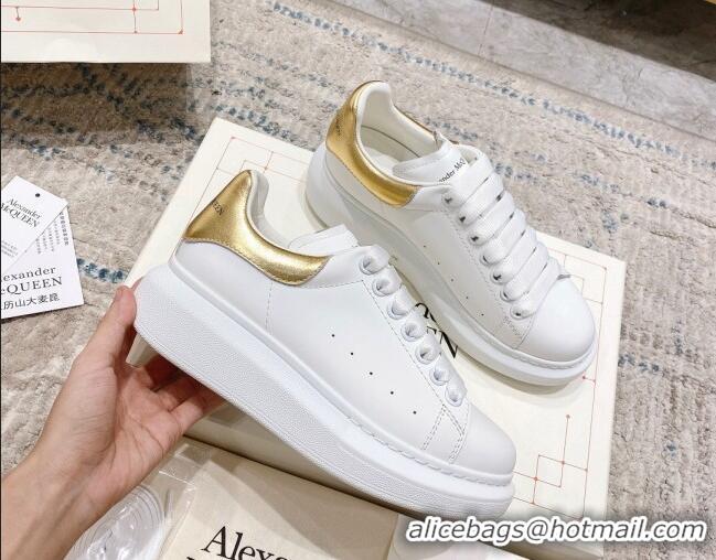 Charming Alexander McQueen Oversized Sneakers with Calf Leather Heel White/Gold 614104