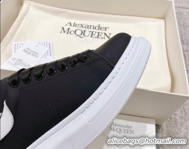 Beautiful Alexander McQueen Oversized Sneakers with Calf Leather Heel White/Black 614106