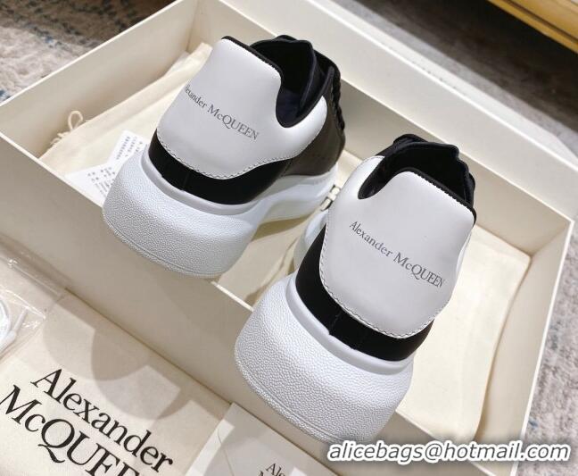 Beautiful Alexander McQueen Oversized Sneakers with Calf Leather Heel White/Black 614106