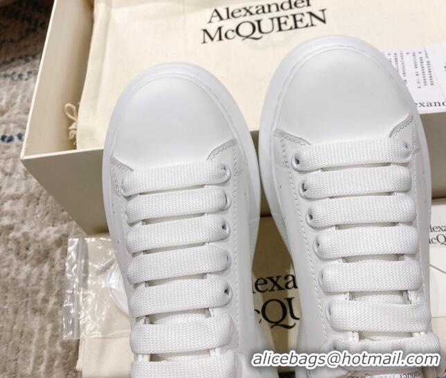 Super Quality Alexander McQueen Oversized Sneakers with Suede Heel White/Light Blue 614111