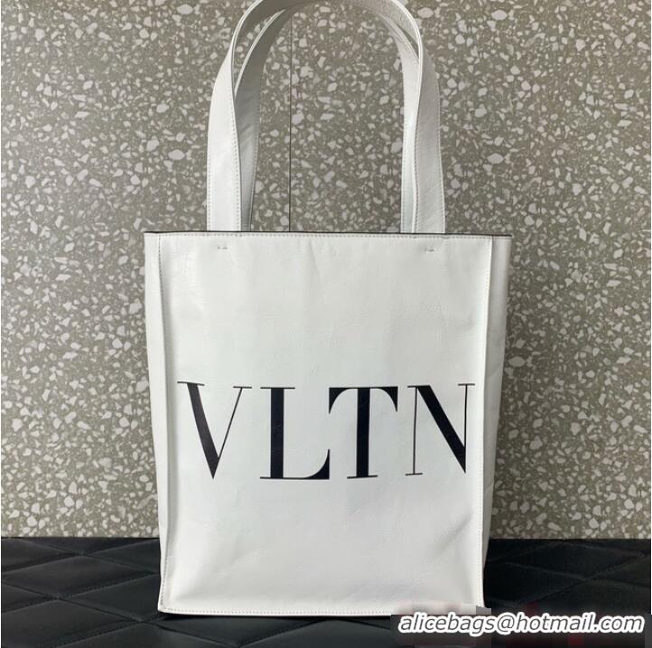 Shop Discount VALENTINO Calf leather Shoulder Bag 0047 white