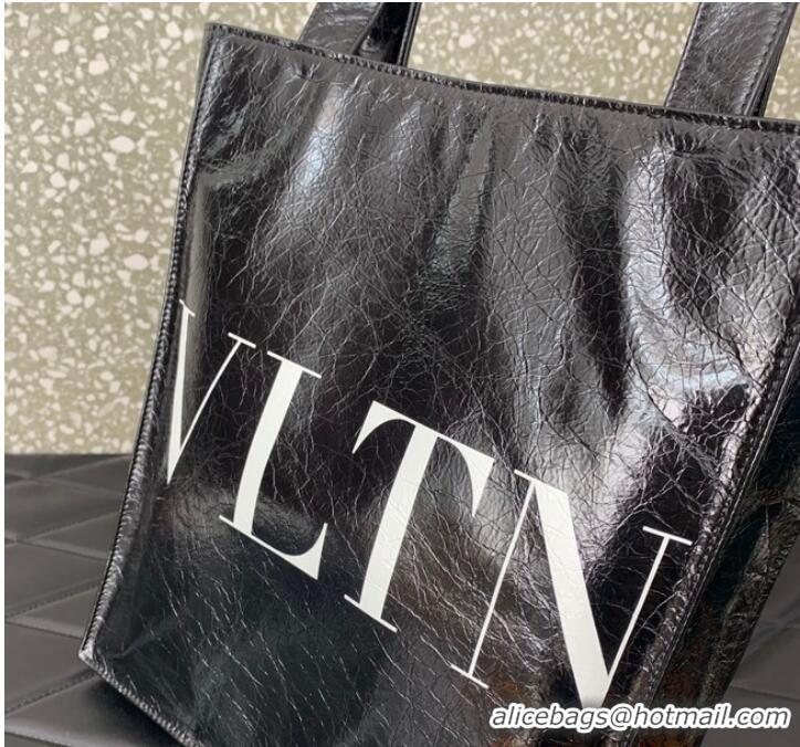 Good Looking VALENTINO Calf leather Shoulder Bag 0047 Black